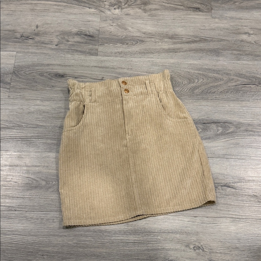 ONLY Ribbed in Light Tan mini skirt size small